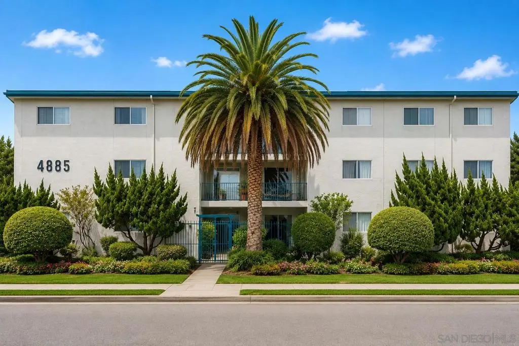 Condominium for sale at 4885 Cole 38, San Diego, CA featuring 2 beds and 2 baths