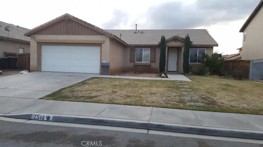 Single Family Residence for rent at 12546 Westbranch Way, Victorville, CA featuring 4 beds and 2 baths