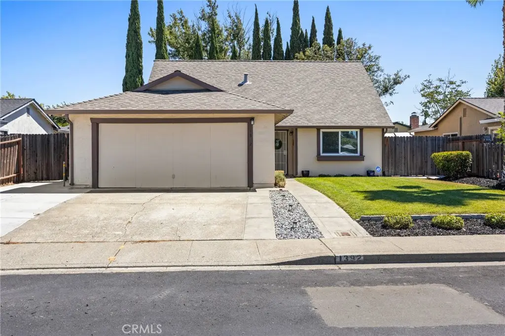 1392 Farmington, Vacaville, CA — listing photo 1