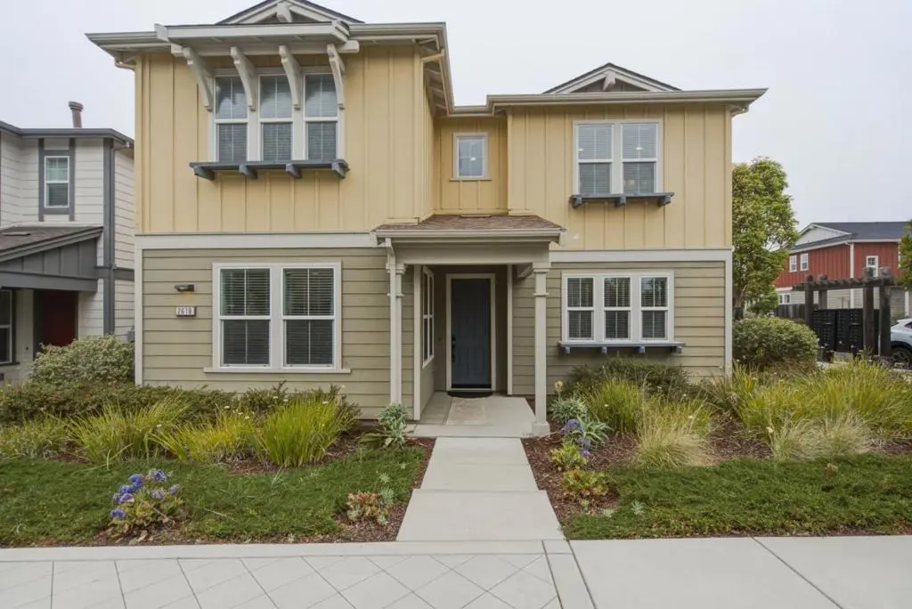 Single Family Residence for sale at 2618 Bluewater Court, Marina, CA featuring 3 beds and 3 baths