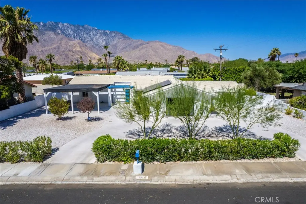 2995 N Cerritos, Palm Springs, CA — listing photo 1