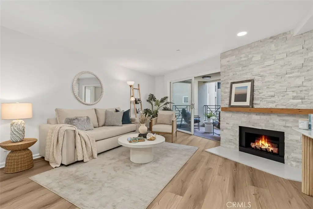 Condominium for sale at 200 Pacific coast Highway M50, Huntington Beach, CA featuring 1 bed and 2 baths