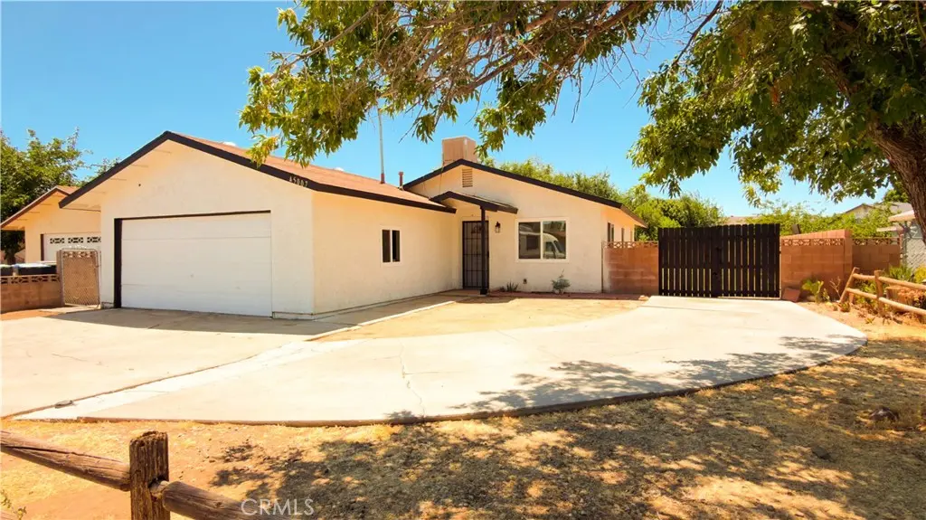 Residential Lease for rent at 45007 Logue Court, Lancaster, Los Angeles County, CA featuring 4 beds and 3 baths