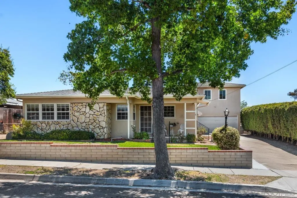 Single Family Residence for sale at 6031 Sinton, La Mesa, CA featuring 3 beds and 2 baths