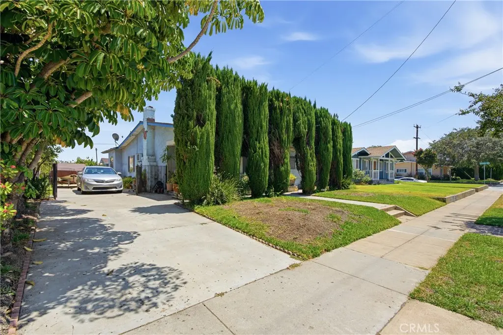 Single Family Residence for sale at 818 S 6th, Alhambra, CA featuring 2 beds and 1 bath