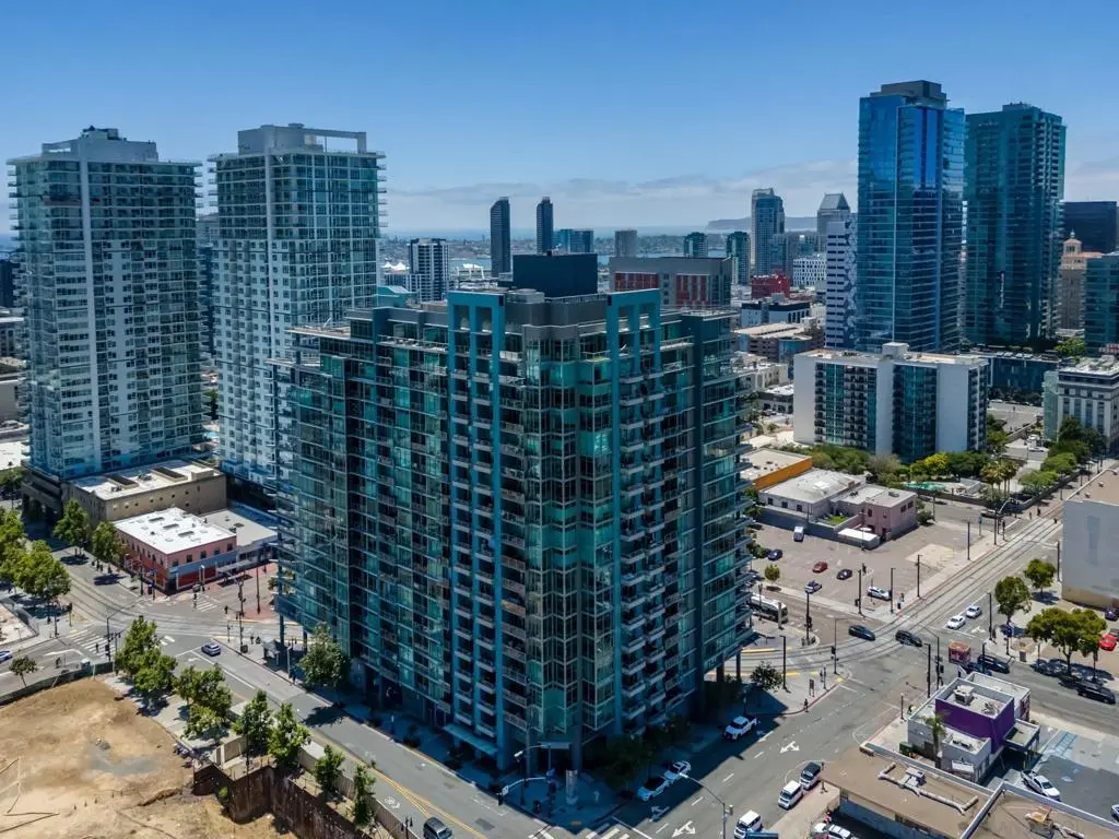 Condominium for sale at 1080 Park Blvd 413, San Diego, CA featuring 2 beds and 1 bath