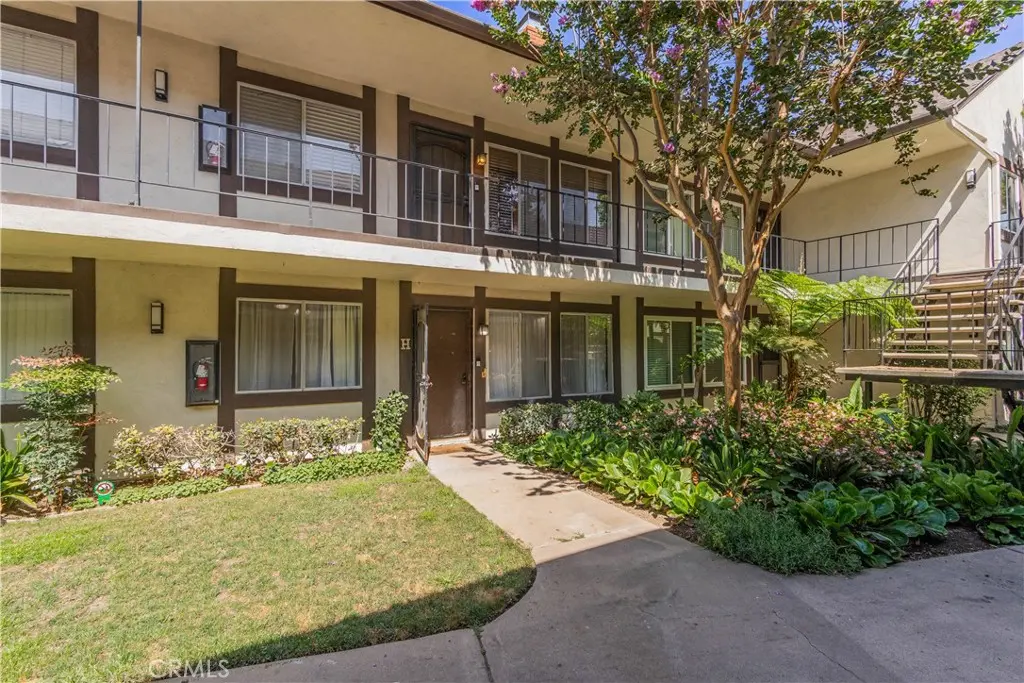 15512 Williams A85, Tustin, CA — listing photo 1