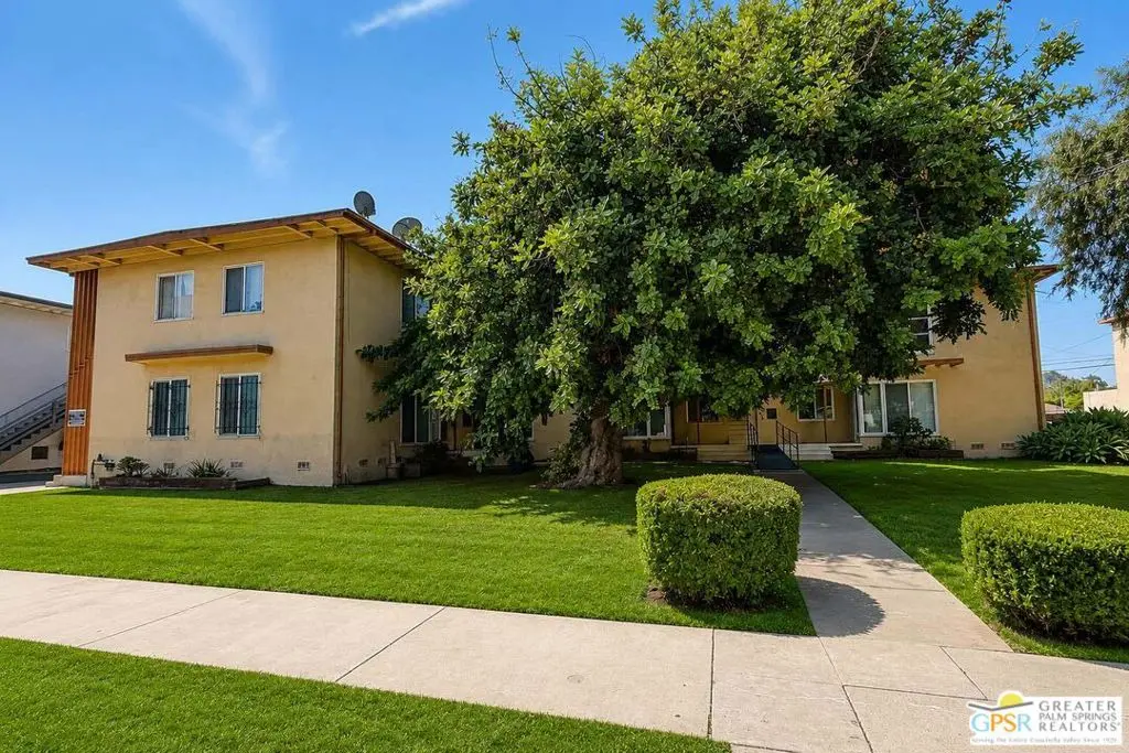Condominium for sale at 5634 Clemson Street, Los Angeles, CA featuring 2 beds and 1 bath
