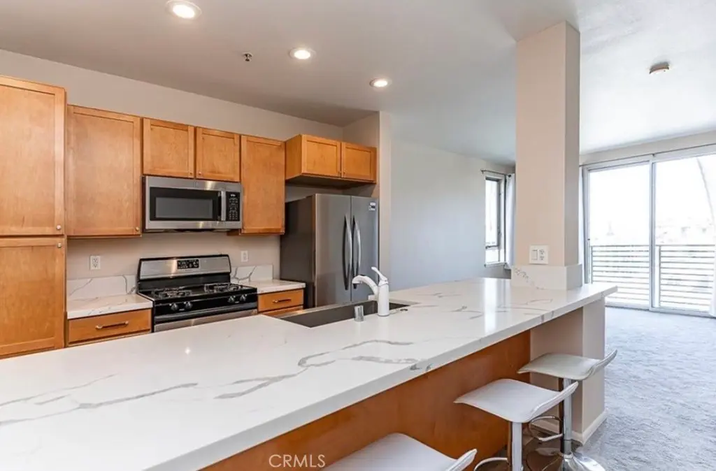 6400 Crescent E 313, Playa Vista, CA — listing photo 1