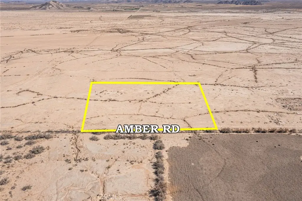 4520713 Amber Road, Lucerne Valley, CA — listing photo 1