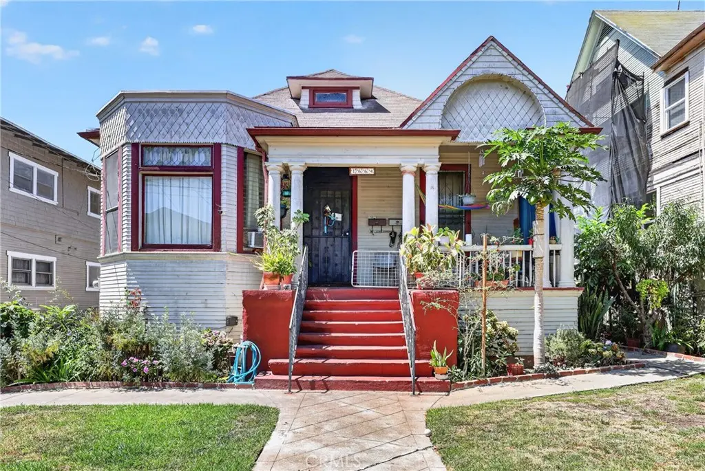 Duplex for sale at 1664 W 12th, Los Angeles, CA