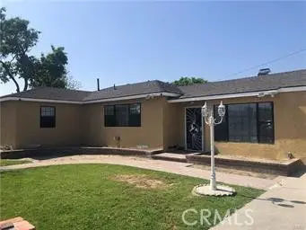 Residential Lease for rent at 5031 South, Lakewood, Los Angeles County, CA featuring 3 beds and 2 baths