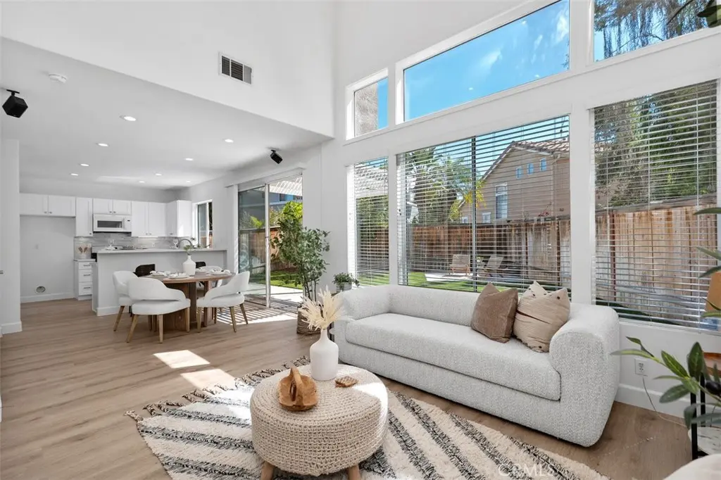 Single Family Residence for sale at 56 Acorn Ridge, Rancho Santa Margarita, CA featuring 3 beds and 3 baths