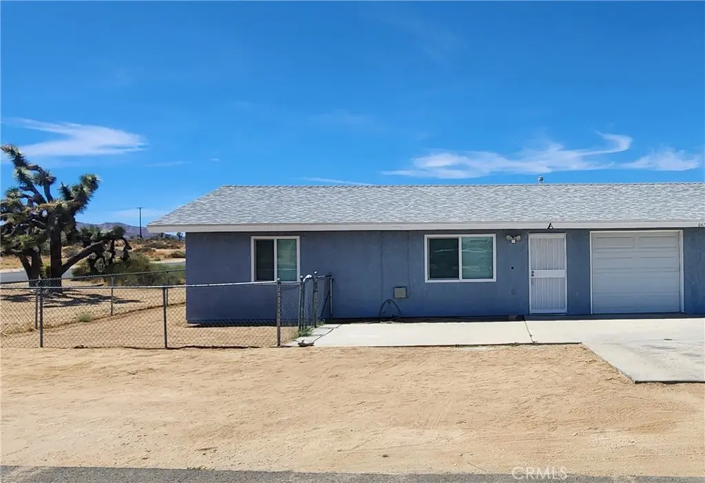 Duplex for rent at 6474 Camarilla, Yucca Valley, CA featuring 2 beds and 1 bath