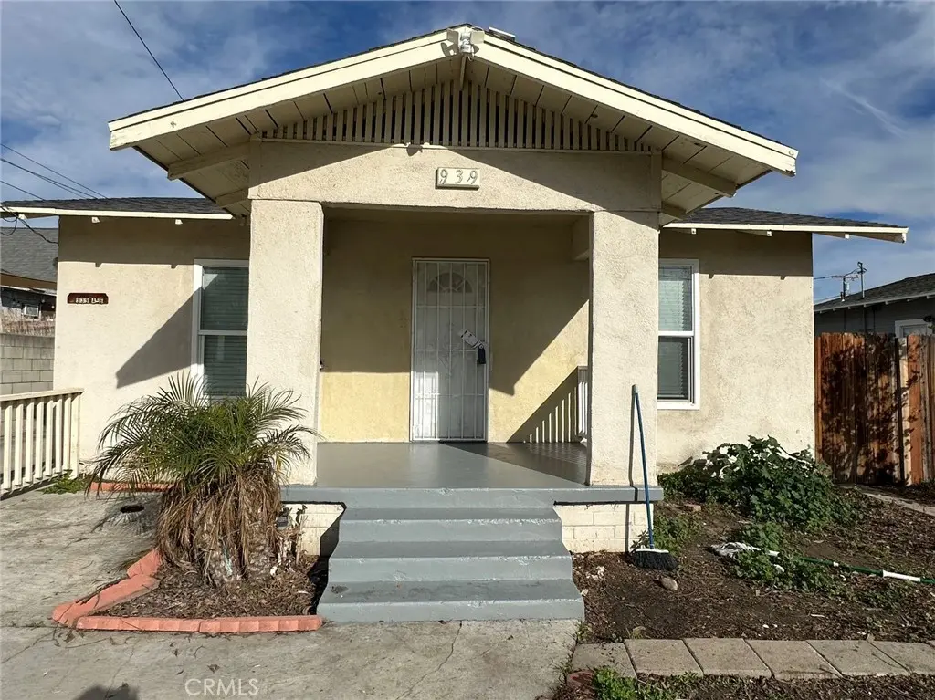 Duplex for sale at 939 E D Street, Ontario, CA