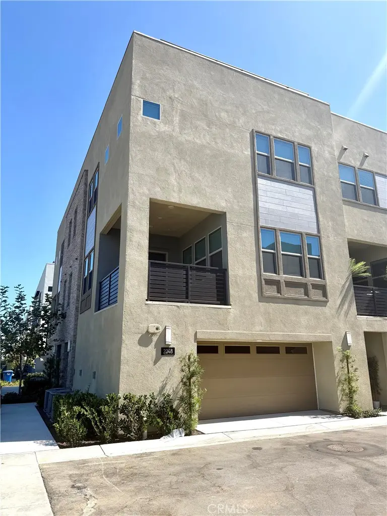 Condominium for rent at 2048 Hollyleaf, Montebello, CA featuring 3 beds and 3 baths