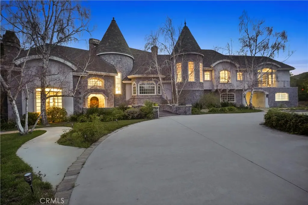 22510 La Quilla, Chatsworth, CA — listing photo 1