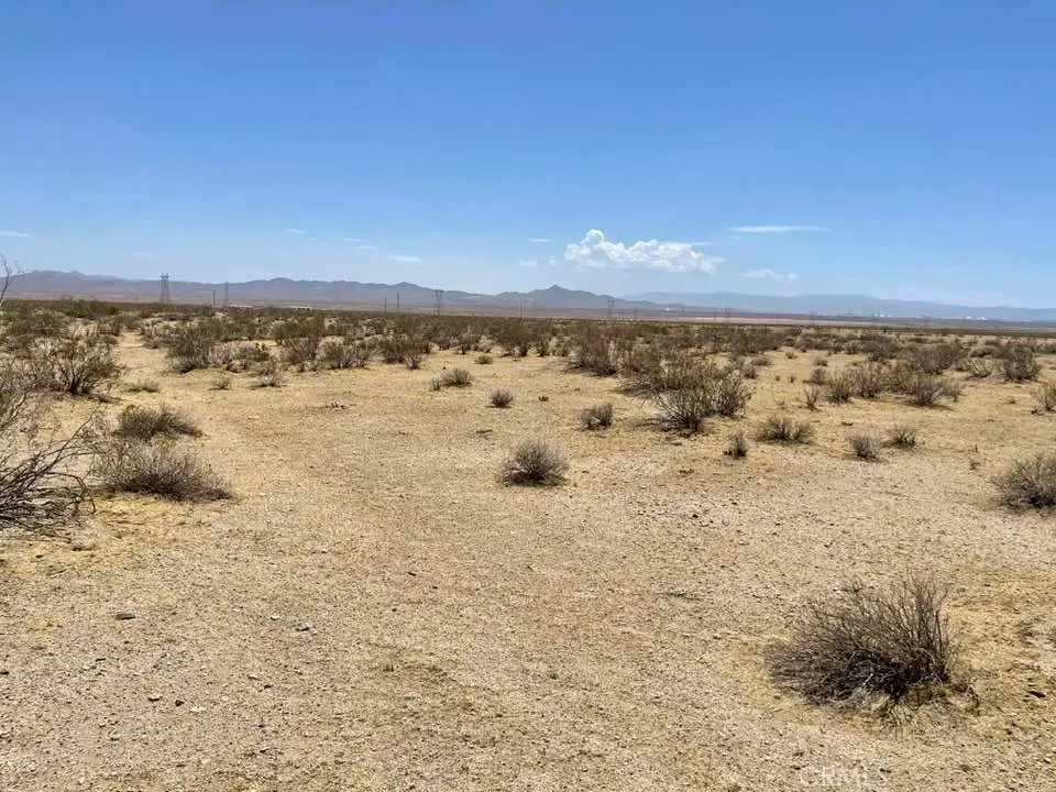 0 Crestview Dr. 046042201, Adelanto, CA — listing photo 1