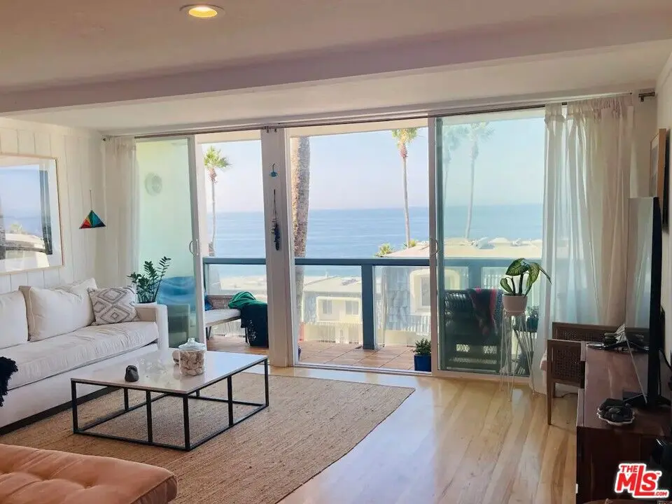 Residential Lease for rent at 11954 Oceanaire Lane, Malibu, Los Angeles County, CA featuring 2 beds and 2 baths