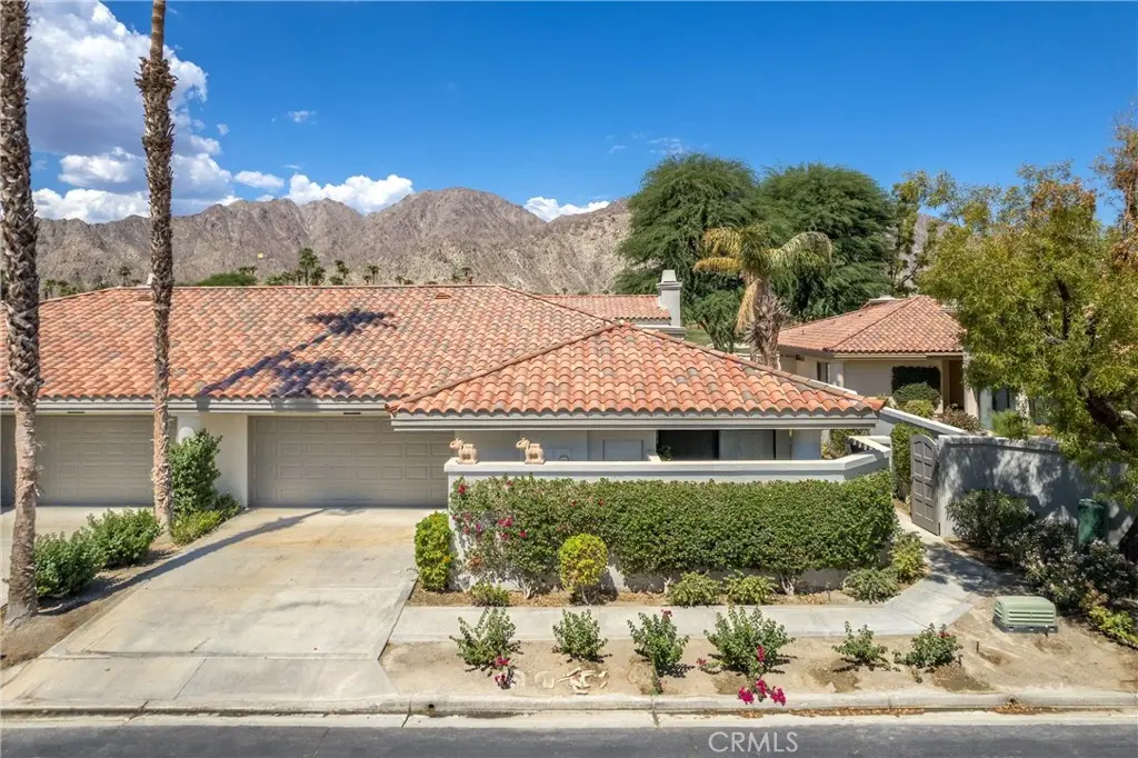 Condominium for sale at 80030 Cedar, La Quinta, CA featuring 3 beds and 4 baths