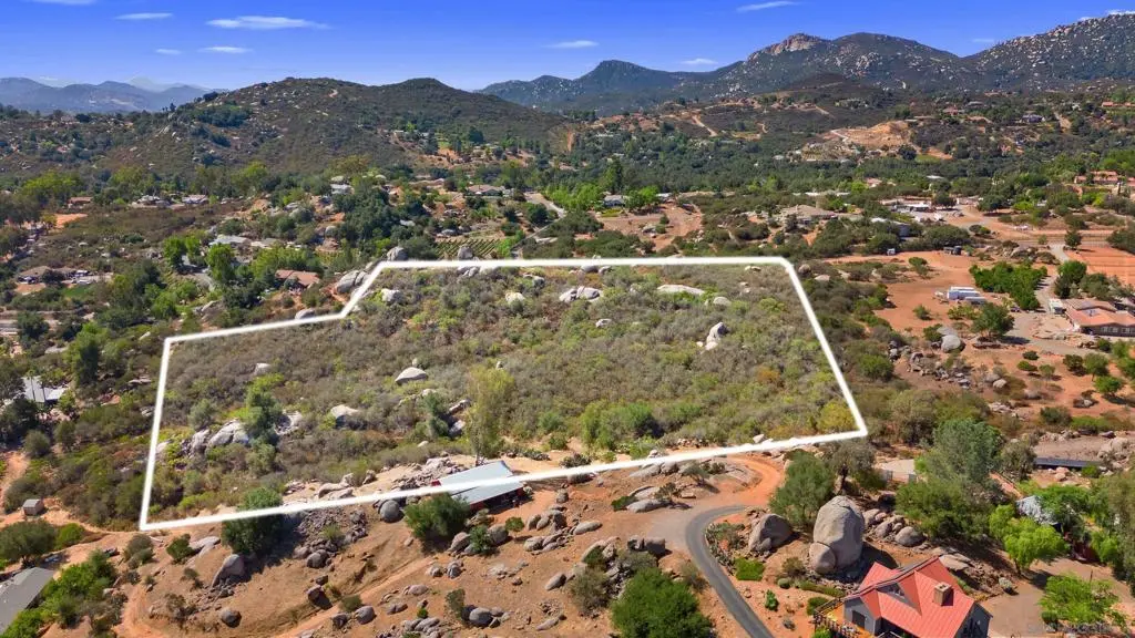 2 Chablis Rd, Ramona, CA — listing photo 1