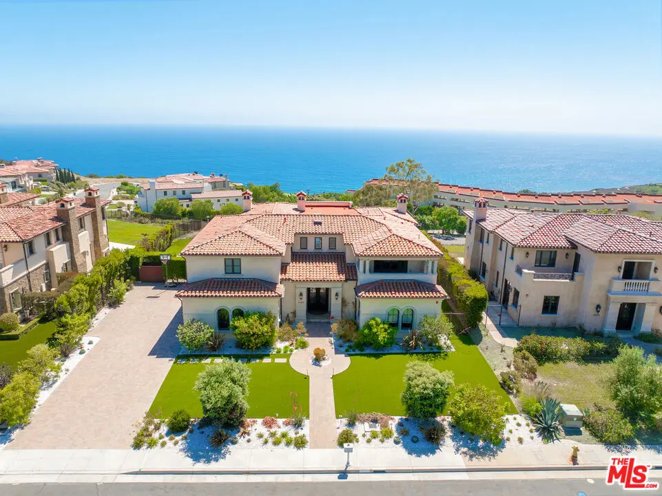 Residential Lease for rent at 31967 Emerald View Drive, Rancho Palos Verdes, Los Angeles County, CA featuring 5 beds and 6 baths