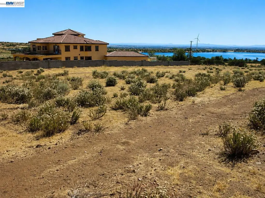 El Camino Dr Hacienda Dr, Palmdale, CA — listing photo 1