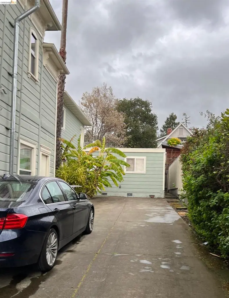 Residential Lease for rent at 1423 OXFORD ST, Berkeley, CA and 1 bath