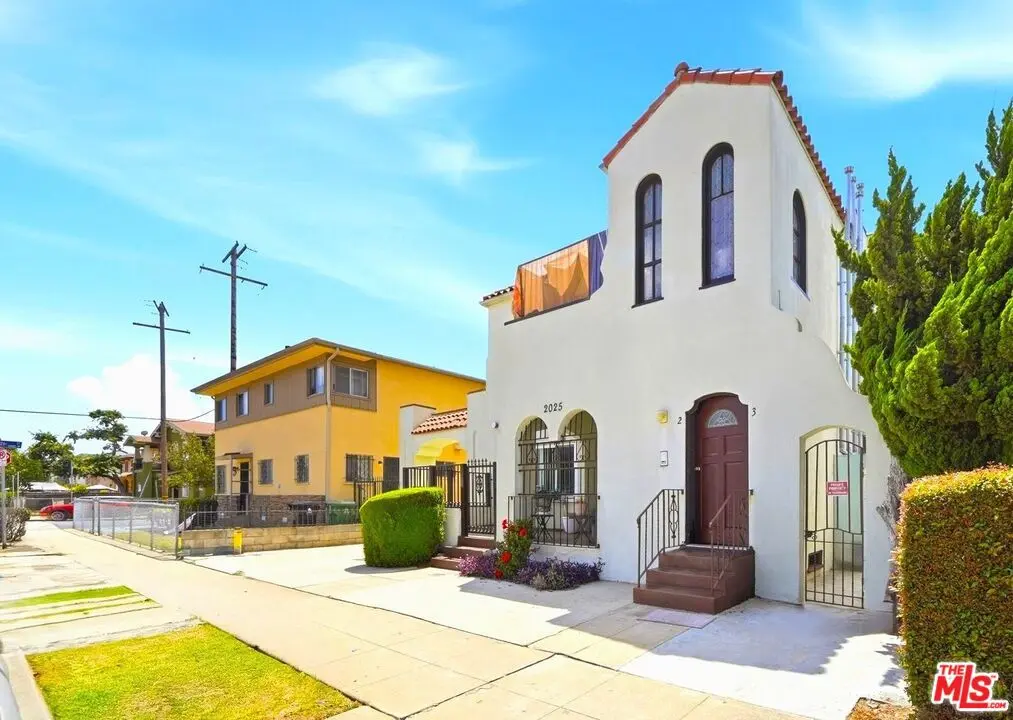 Residential Income for sale at 2025 3rd Avenue, Los Angeles, CA featuring 9 beds and 4 baths