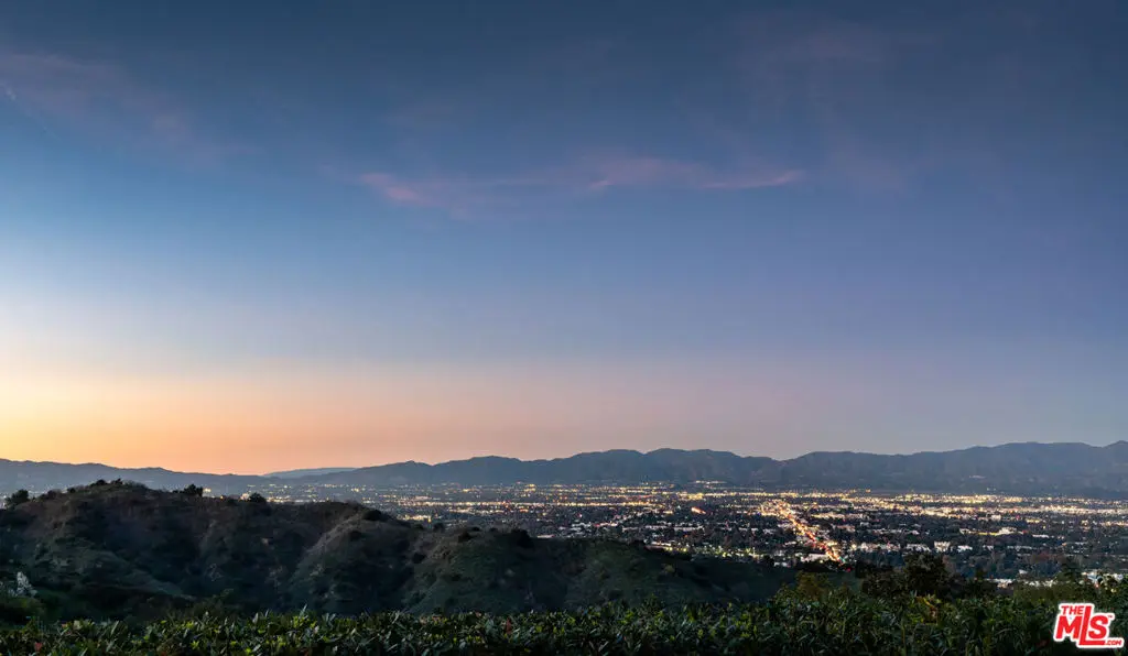 12047 Summit Circle, Beverly Hills, CA — listing photo 1