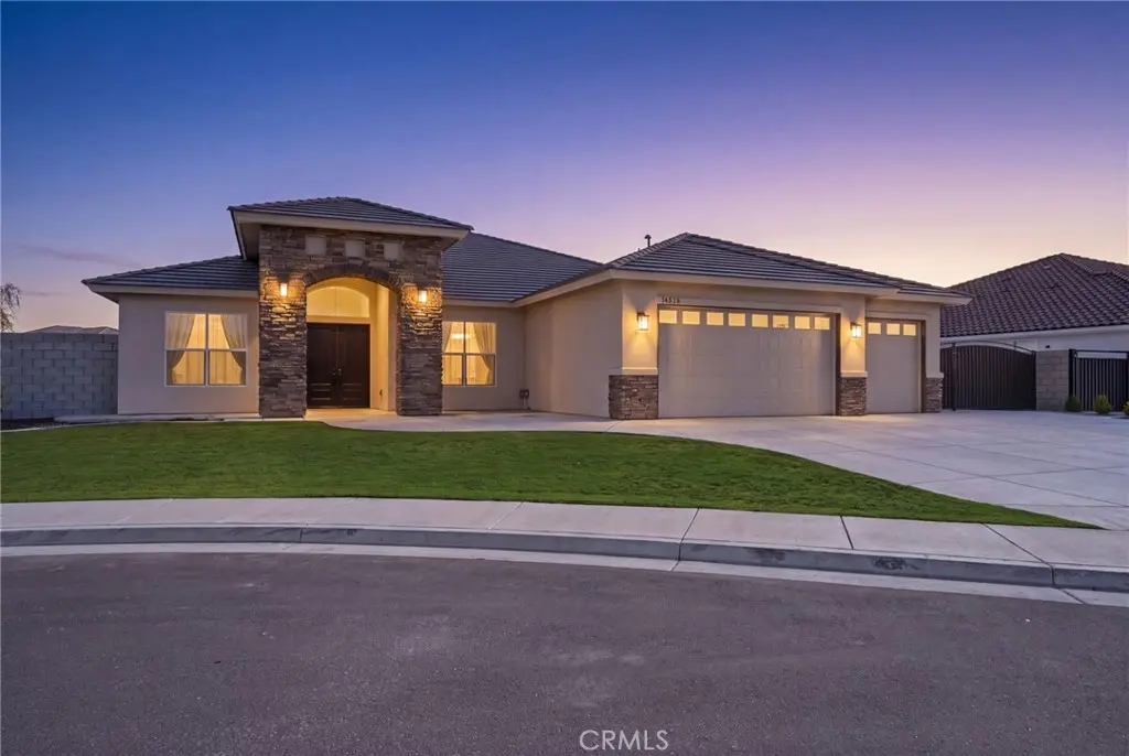 16513 Starview Court, Bakersfield, CA — listing photo 1