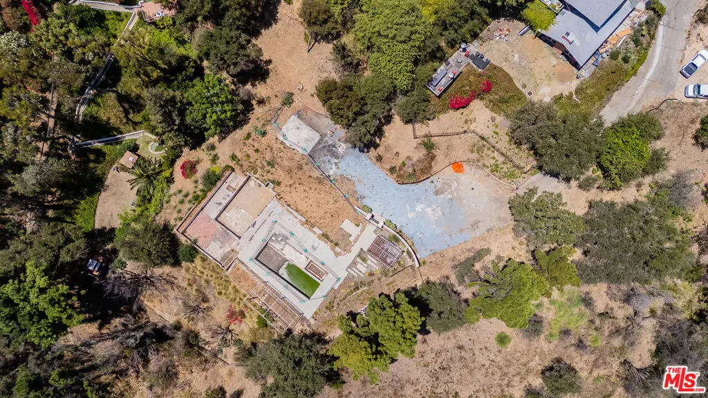 1032 El Medio Avenue, Pacific Palisades, CA — listing photo 1