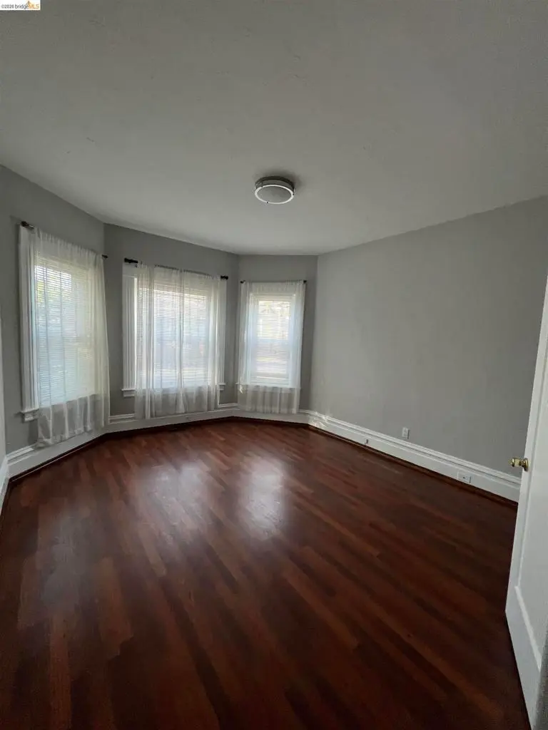 Single Family Residence for rent at 1251 63RD, Emeryville, CA featuring 3 beds and 2 baths