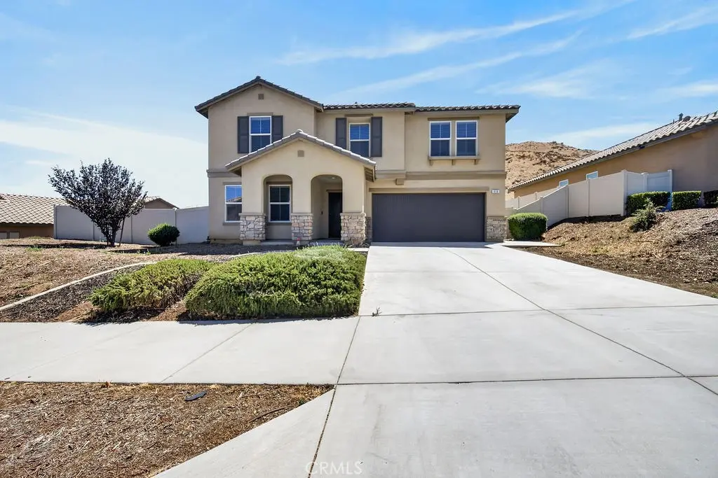 Single Family Residence for sale at 410 Pomegranate, San Jacinto, CA featuring 5 beds and 3 baths