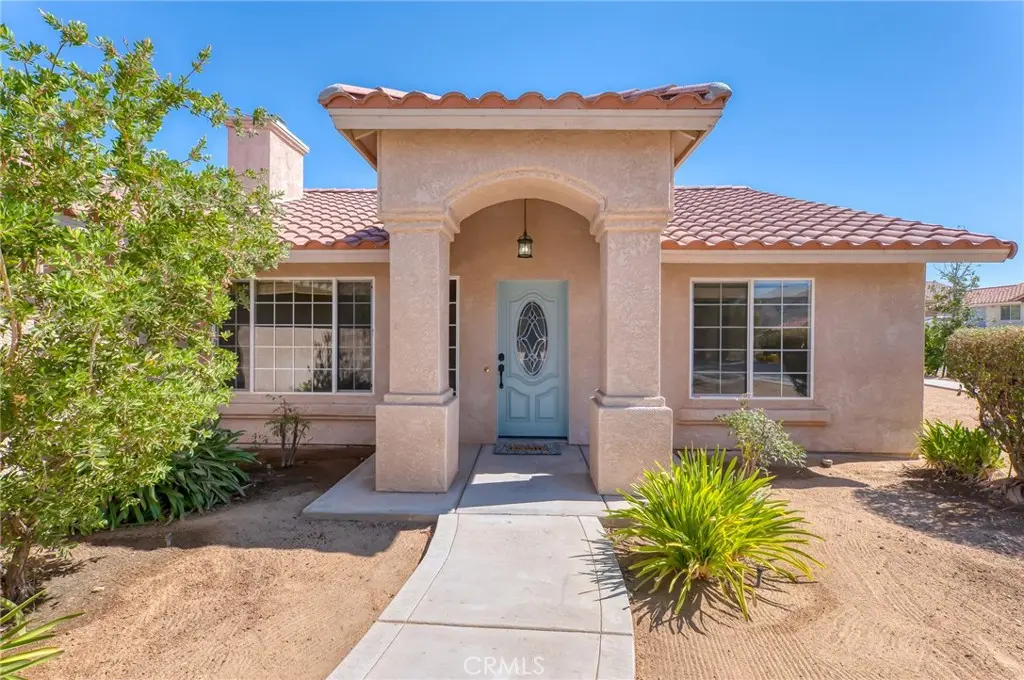 56739 Taos Circle, Yucca Valley, CA — listing photo 1