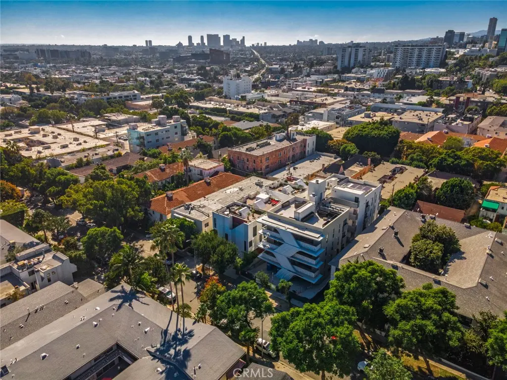 Condominium for sale at 1253 N Sweetzer Avenue 3, West Hollywood, CA featuring 2 beds and 3 baths