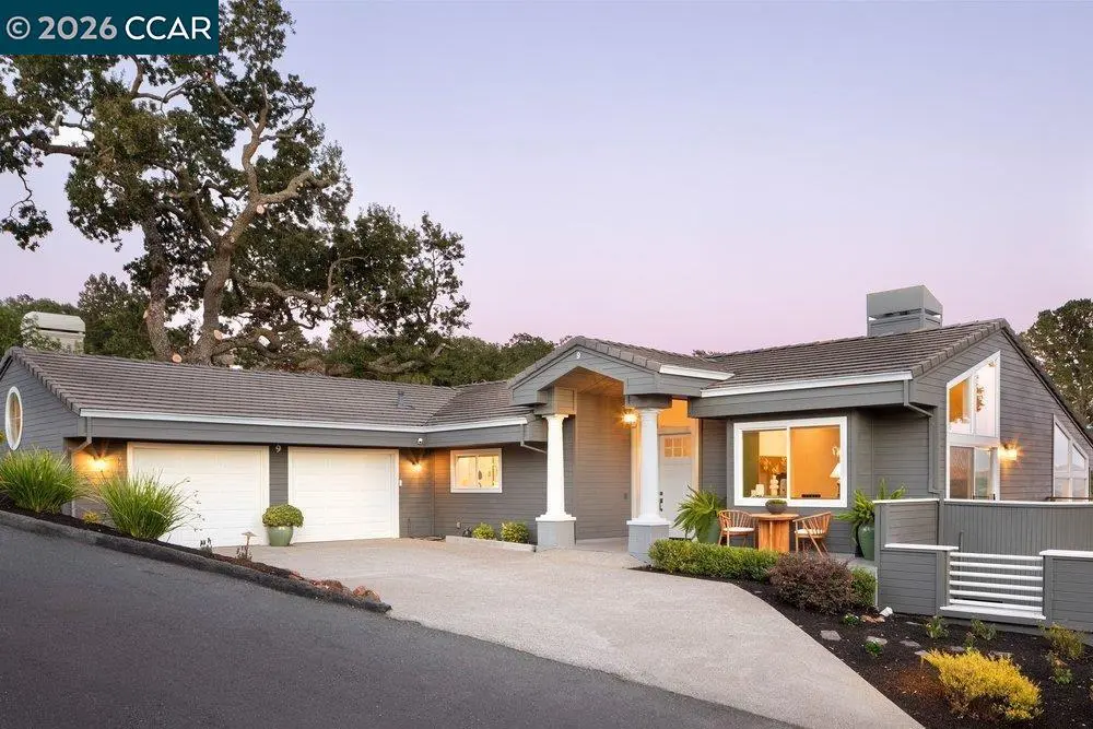 Single Family Residence for sale at 9 Northridge Ln, Lafayette, CA featuring 3 beds and 5 baths