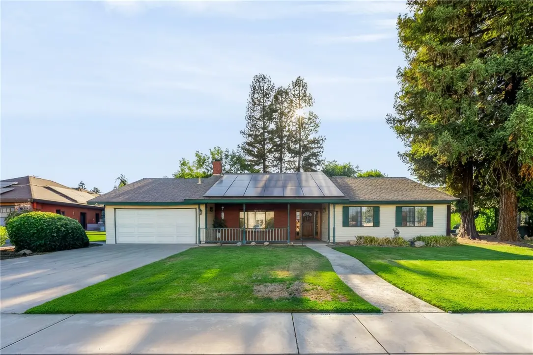 Single Family Residence for sale at 1307 S Arkle Street, Visalia, CA featuring 3 beds and 2 baths