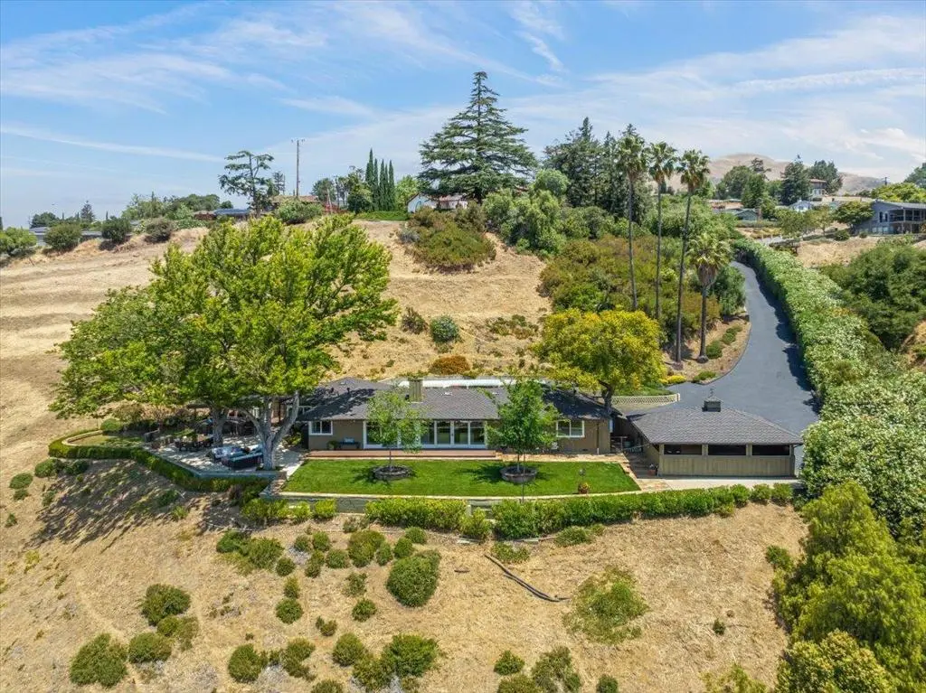 Single Family Residence for sale at 11230 Chula Vista Avenue, San Jose, CA featuring 3 beds and 3 baths