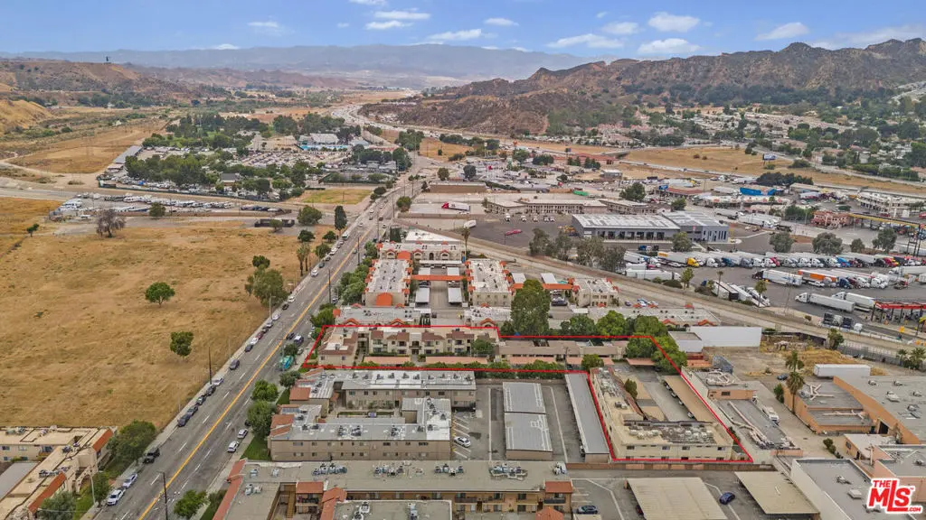 31701 Ridge Route Road, Castaic, CA — listing photo 1