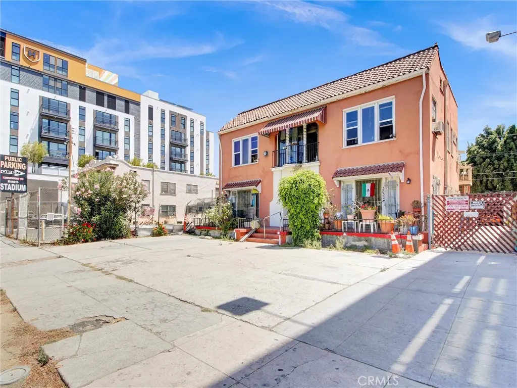 Triplex for sale at 3830 S Figueroa Street, Los Angeles, CA