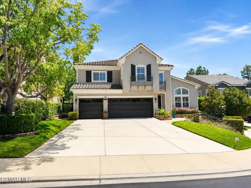 Single Family Residence for rent at 250 Napa Court, Simi Valley, CA featuring 5 beds and 5 baths