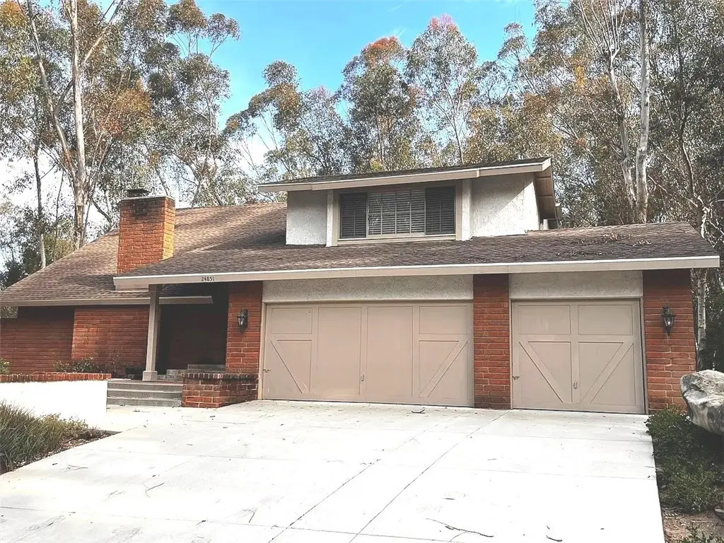 Single Family Residence for rent at 24851 Rollingwood Road, Lake Forest, CA featuring 5 beds and 3 baths