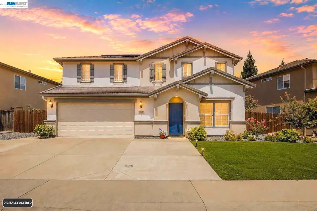 Single Family Residence for sale at 1015 Downing Cir, Lincoln, CA featuring 4 beds and 3 baths