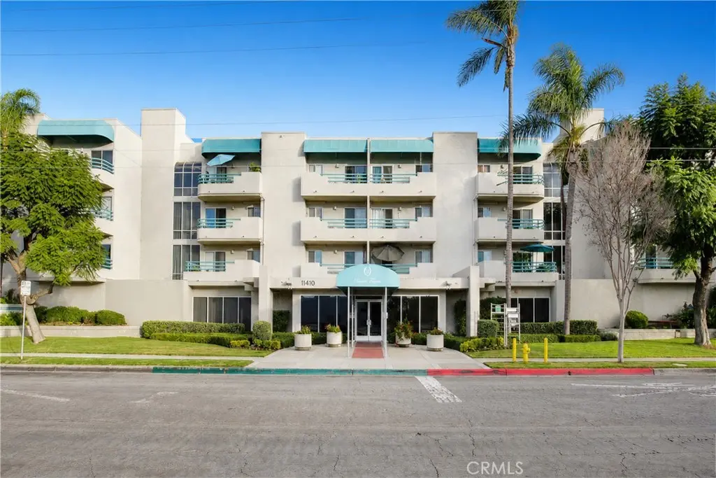 Single Family Residence for sale at 11410 Dolan Avenue 125, Downey, CA featuring 1 bed and 1 bath