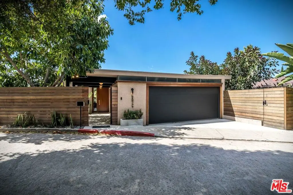 Single Family Residence for sale at 6826 Iris Circle, Los Angeles, CA featuring 6 beds and 4 baths