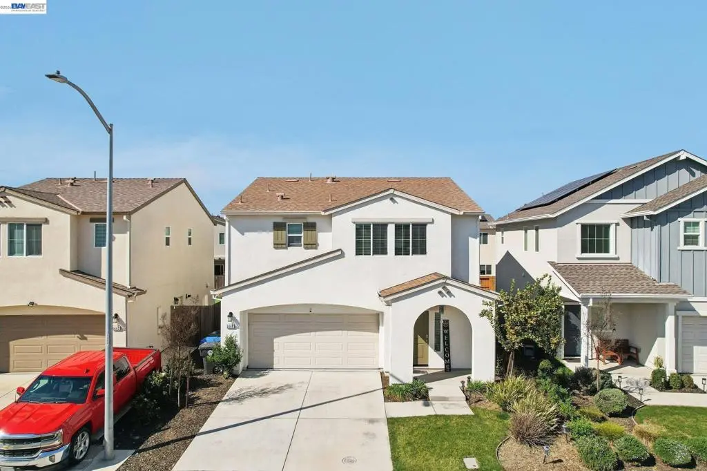 Single Family Residence for sale at 1449 Dorona Ln, Manteca, CA featuring 4 beds and 3 baths
