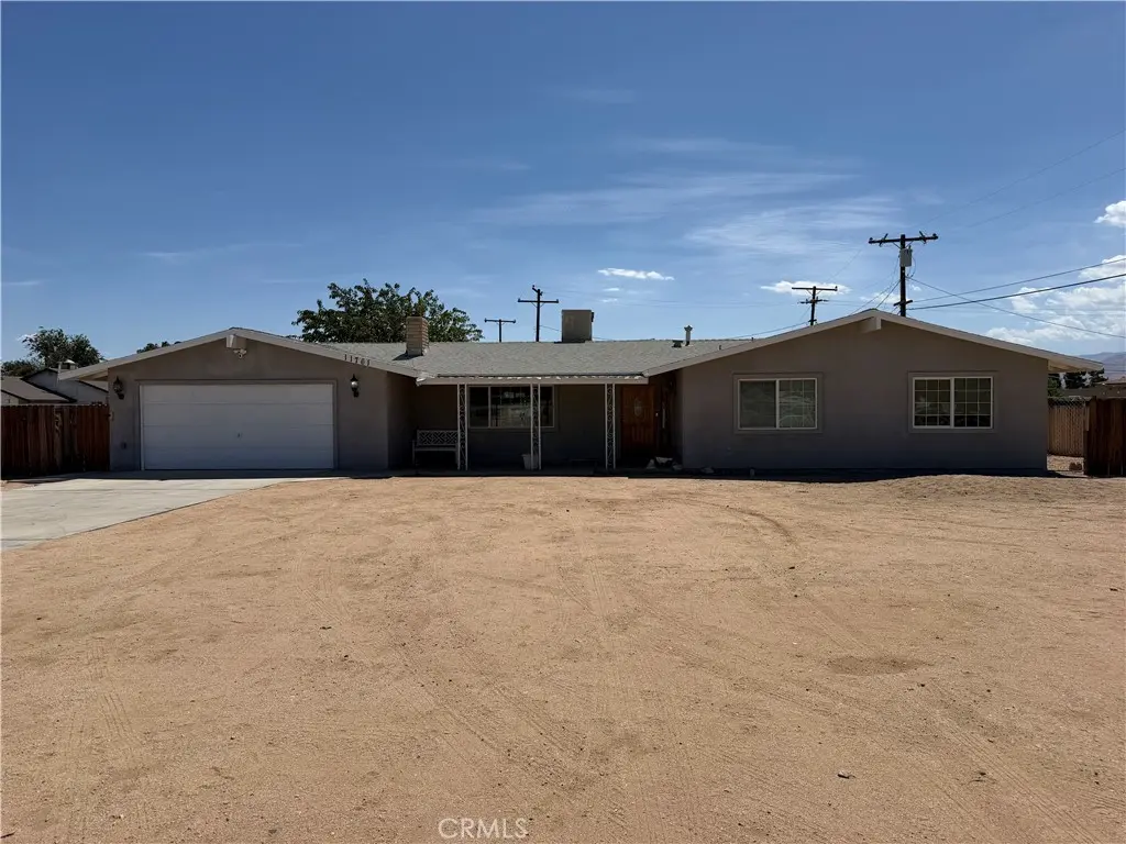 11761 Jamacha, Apple Valley, CA — listing photo 1
