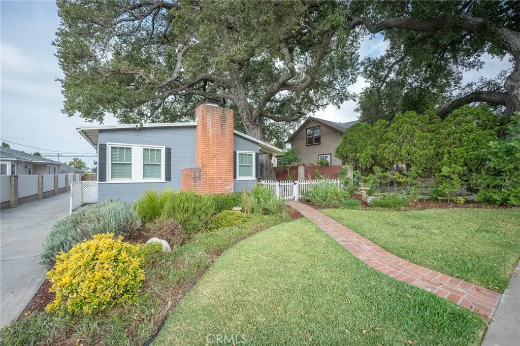Single Family Residence for rent at 159 May, Monrovia, CA featuring 3 beds and 2 baths
