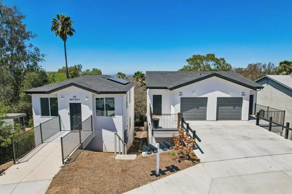Residential Income for sale at 490 Lado De Loma Drive, Vista, CA